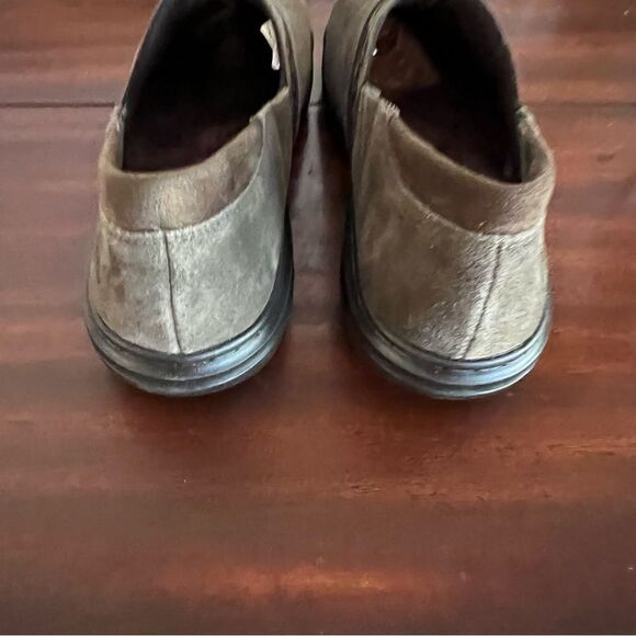 Jambu Betty Gray/Green Suede Slip On Shoe. Memory Foam. Sz 8.5. Great Condition! - Picture 3 of 7